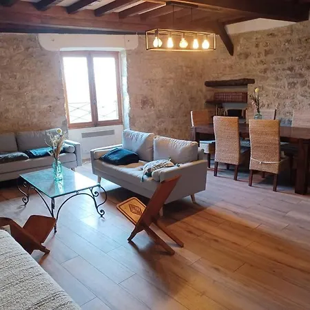 Les Hauts De *
