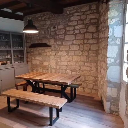 Les Hauts De *